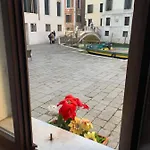 Superior New View Canal Venice